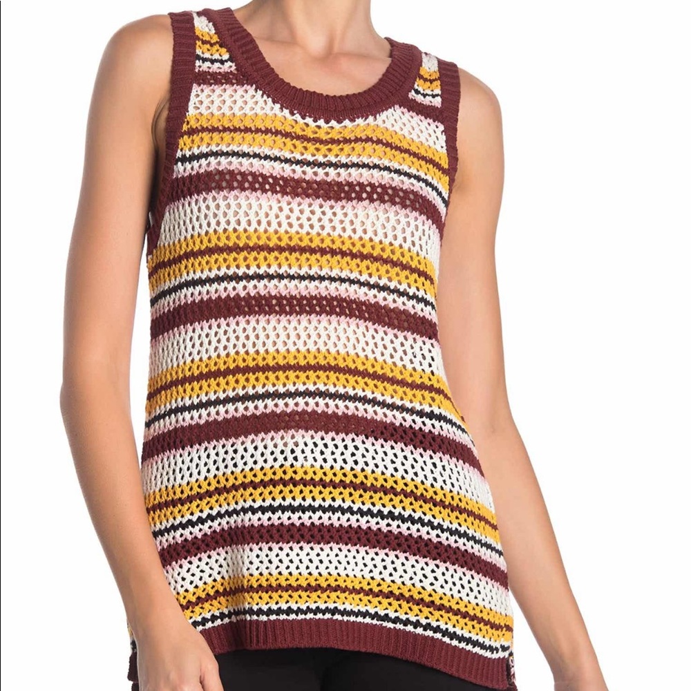 - NWT sanctuary sleeveless sweater size medium